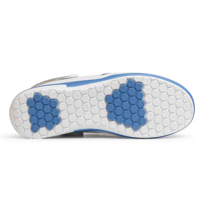 Zueco sanitario microfibra blanco con detalle azul - Zuecos para farmacias y clínicas Dian