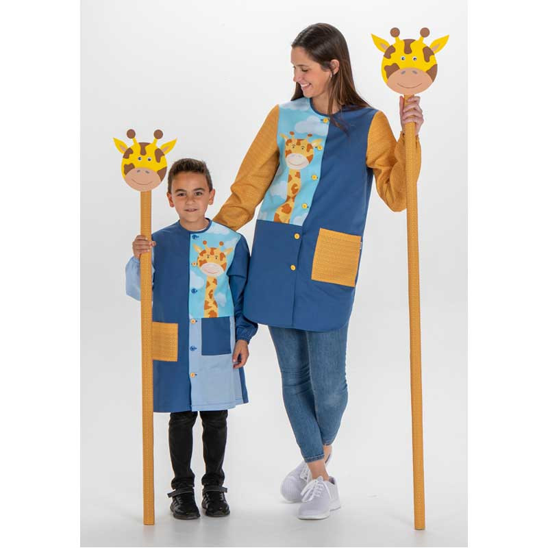 Bata de maestra azul con dibujo Jirafa - Dyneke 8890891
