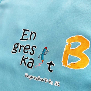 Uniformes  para empresa de servicios escolares