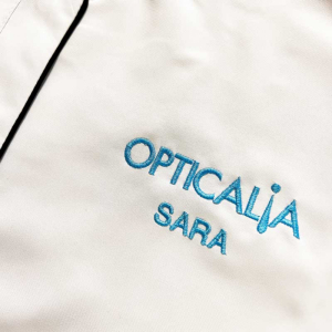 Casaca para óptica personalizada